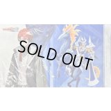 プレイマット『久我キサト＆騎士王アルフレッド』【-】{-}《サプライ》