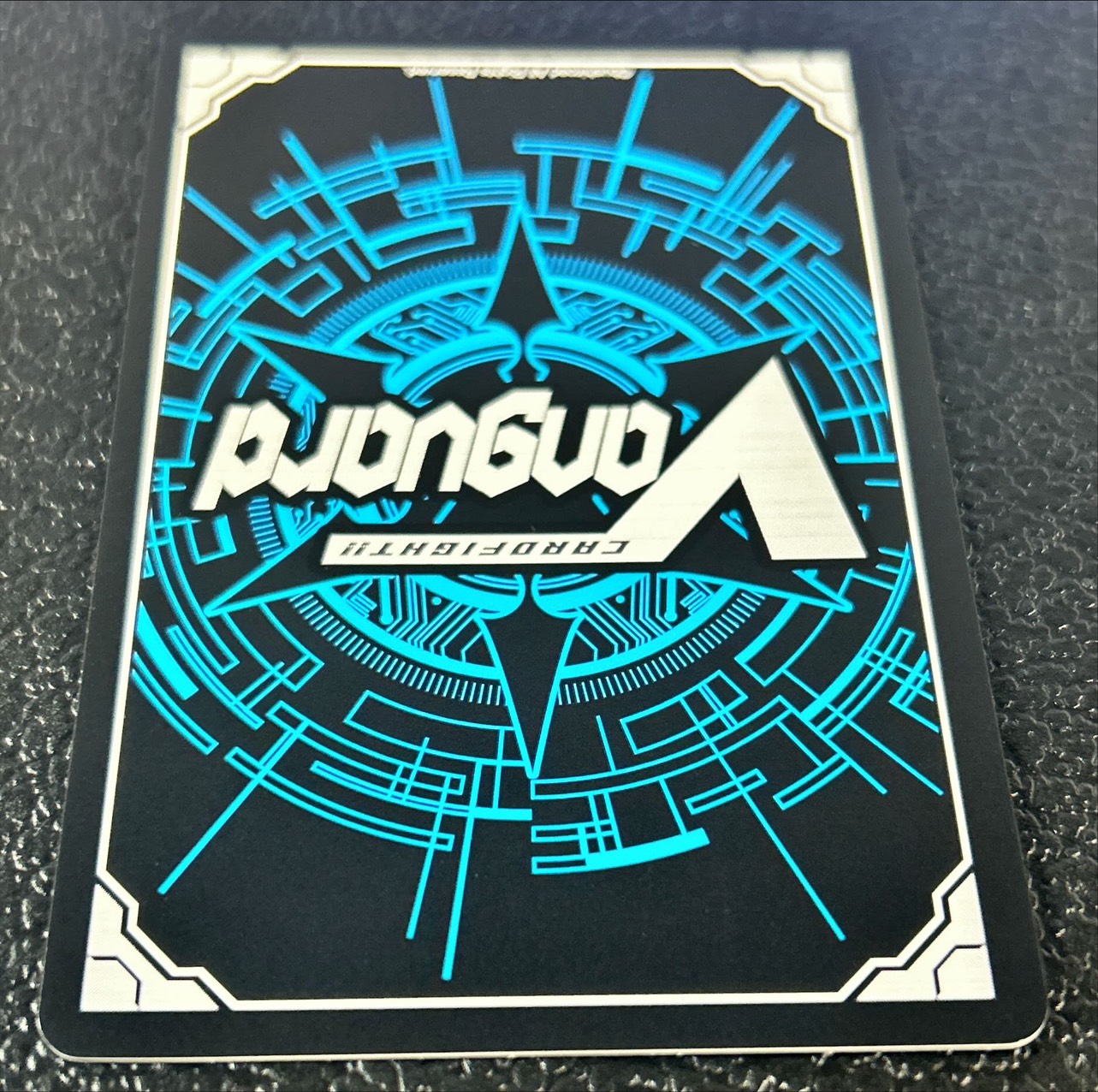 四精織り成す清浄の盾【PR】{D-PR/1497_1st}《その他》 - カード